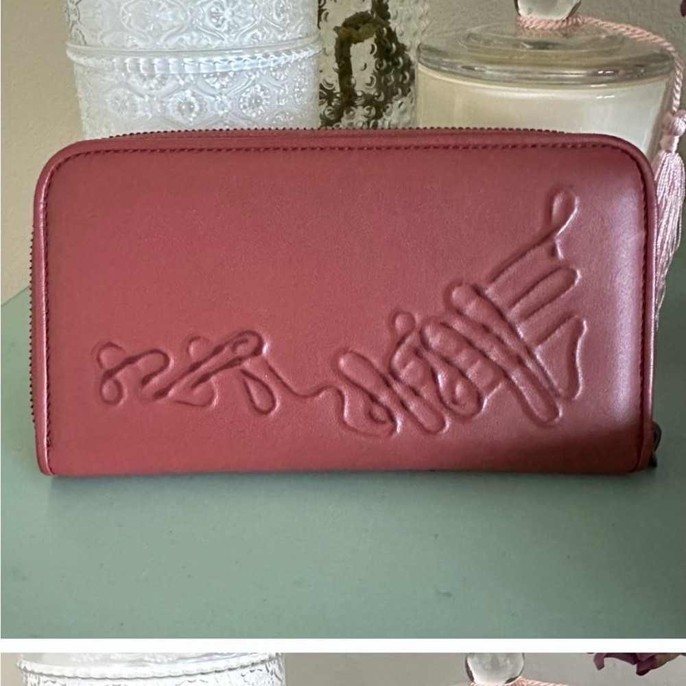 Bottega Veneta Rare Lambskin leather embroidered continental long zippy wallet